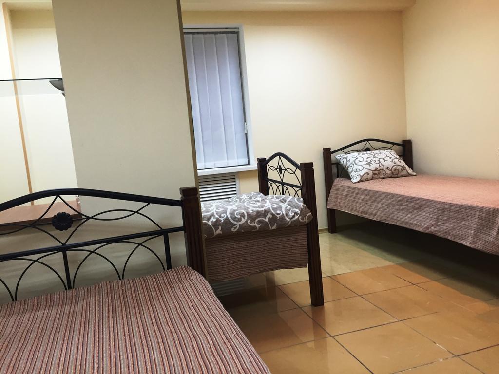Westend Hostel Kiev Extérieur photo