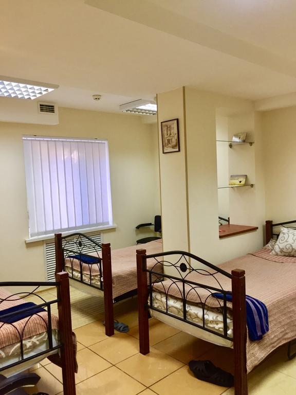 Westend Hostel Kiev Extérieur photo